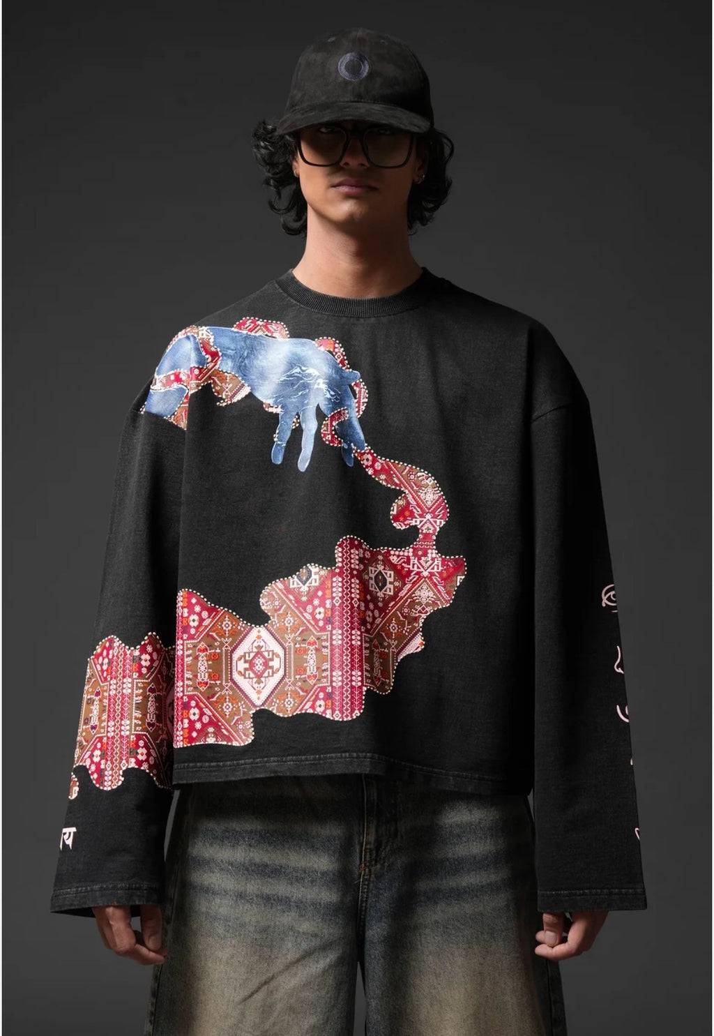 Aavar Heritage Dragon Oversized Sweatshirt