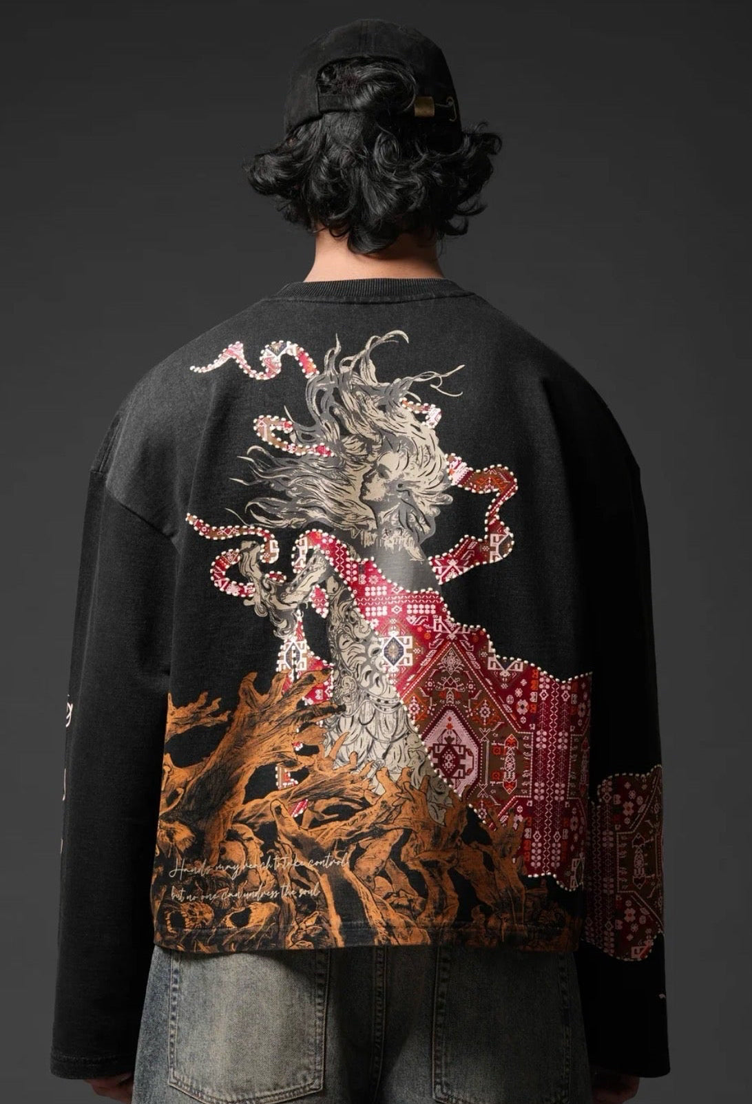 Aavar Heritage Dragon Oversized Sweatshirt