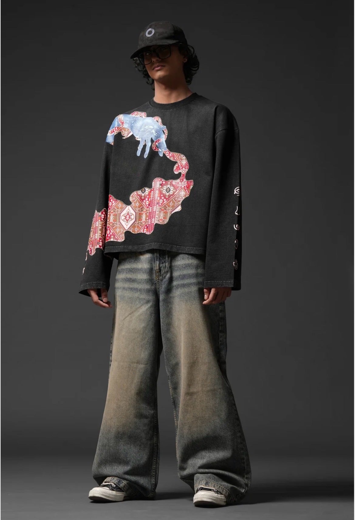 Aavar Heritage Dragon Oversized Sweatshirt