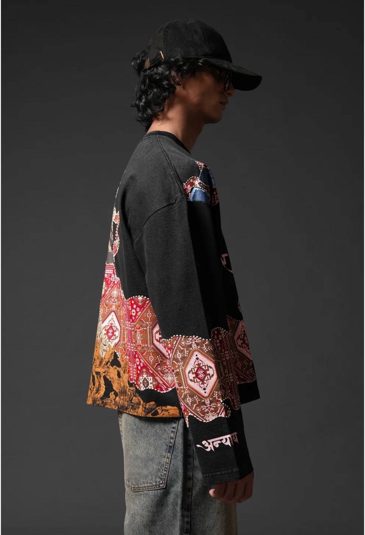 Aavar Heritage Dragon Oversized Sweatshirt